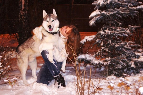 фото Лены Носовой с собакой!